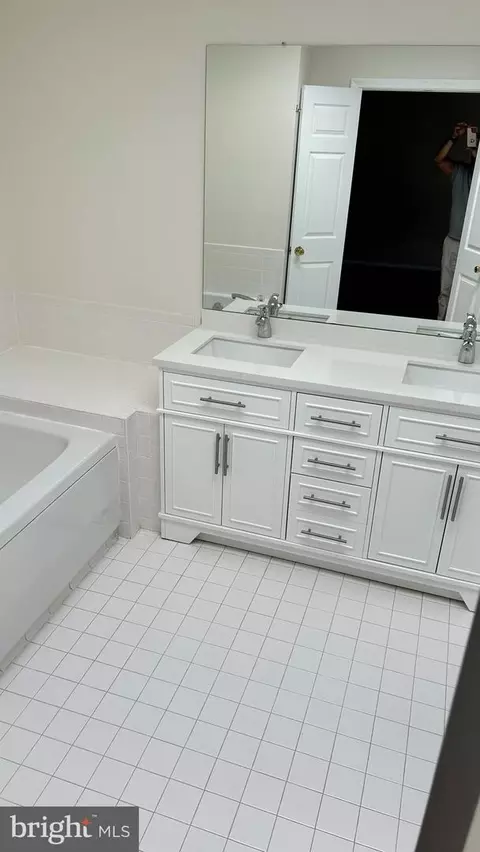 12027 Saw Mill Ct, Silver Spring, MD 20902 photo 14