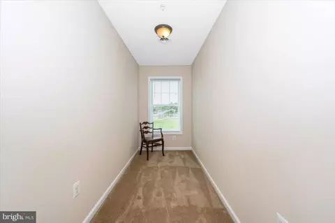 Entry Way - 19711 Beall St, Poolesville, MD 20837 photo 10 of 12