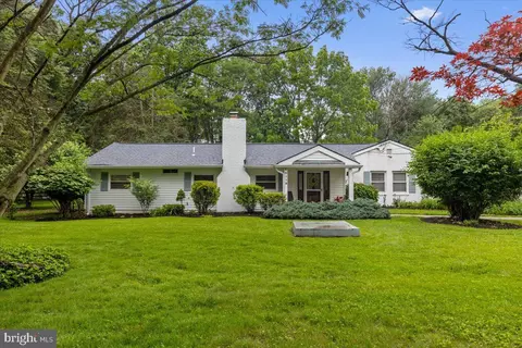 15118 Fairlawn Ave, Silver Spring, MD 20905