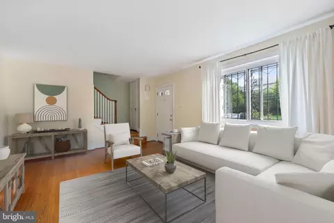 8905 Georgia Ave, Silver Spring, MD 20910 photo 2