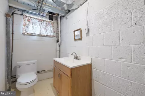 8905 Georgia Ave, Silver Spring, MD 20910 photo 24