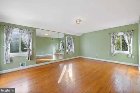 8905 Georgia Ave, Silver Spring, MD 20910 photo 18