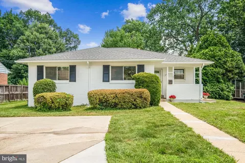 9711 Saxony Rd, Silver Spring, MD 20910