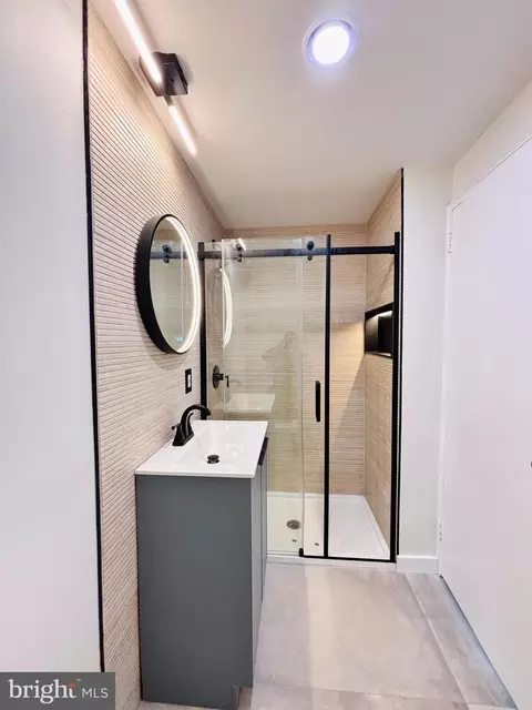 Bath - 13015 Estelle Rd, Silver Spring, MD 20906 photo 3 of 8