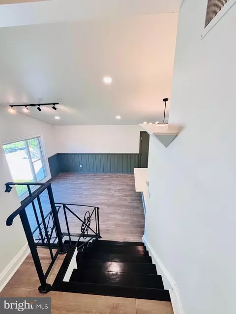 Entry Way - 13015 Estelle Rd, Silver Spring, MD 20906 photo 3 of 5