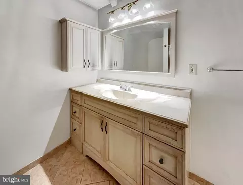 Bath - 13109 Mica Ct, Silver Spring, MD 20904 photo 5 of 5