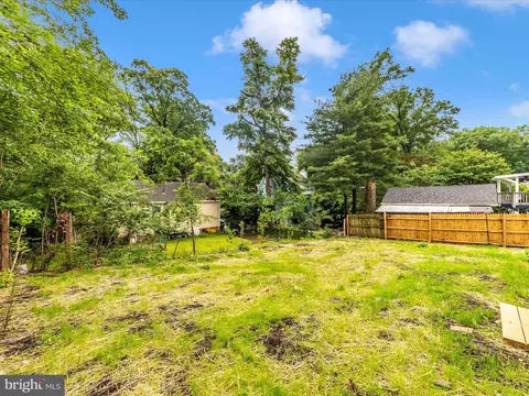 Exterior - 8709 Bradford Rd, Silver Spring, MD 20901 photo 11 of 12