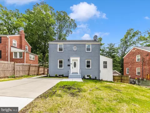 Exterior - 8709 Bradford Rd, Silver Spring, MD 20901 photo 3 of 12