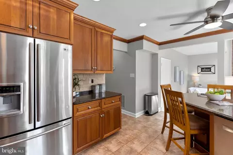 1 Tripoley Ct, Gaithersburg, MD 20878 photo 12