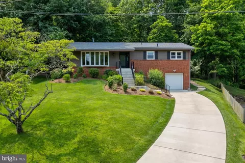 1316 Sarah Dr, Silver Spring, MD 20904 photo 2