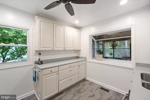 1316 Sarah Dr, Silver Spring, MD 20904 photo 14