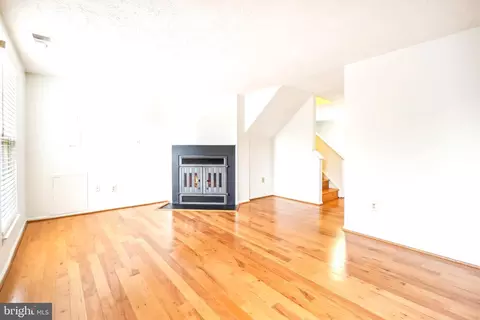 300 Legato Ter, Silver Spring, MD 20901 photo 4