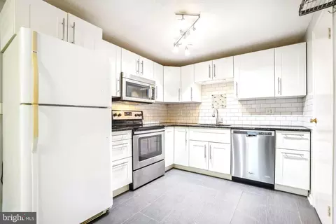 300 Legato Ter, Silver Spring, MD 20901 photo 9