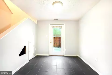 300 Legato Ter, Silver Spring, MD 20901 photo 13