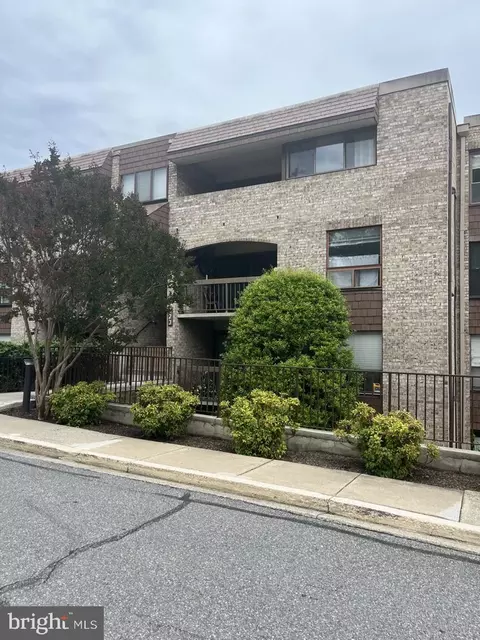 423 Christopher Ave #22, Gaithersburg, MD 20879