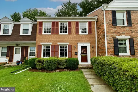 3 Apex Ct, Gaithersburg, MD 20878