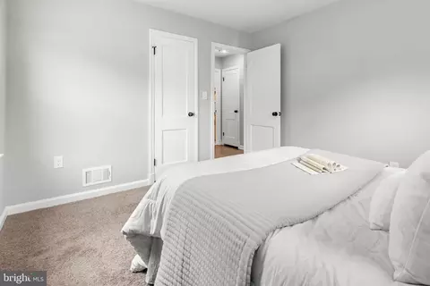 Bedroom - 1617 Moffet Rd, Silver Spring, MD 20903 photo 2 of 7