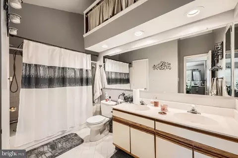 Bath - 3307 Sir Thomas Dr #5-B-41, Silver Spring, MD 20904 photo 1 of 1