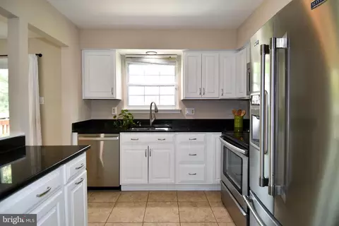 Kitchen - 4504 Jenner Ct, Olney, MD 20832 photo 3 of 3