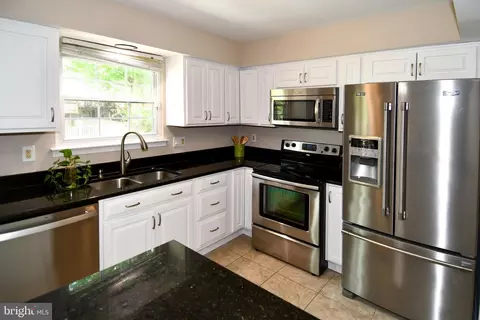 Kitchen - 4504 Jenner Ct, Olney, MD 20832 photo 2 of 3