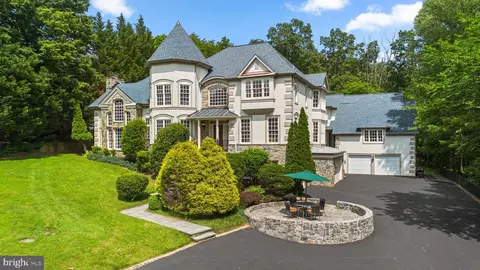 13039 Glen Mill Rd, Rockville, MD 20850