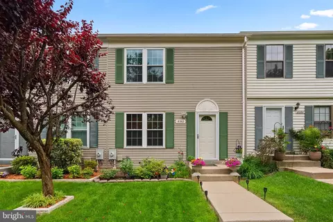 8262 Amity Cir, Gaithersburg, MD 20877