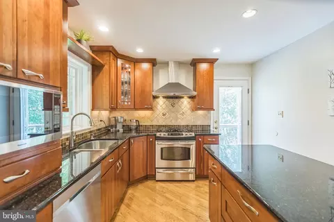 4008 Briars Rd, Olney, MD 20832 photo 3
