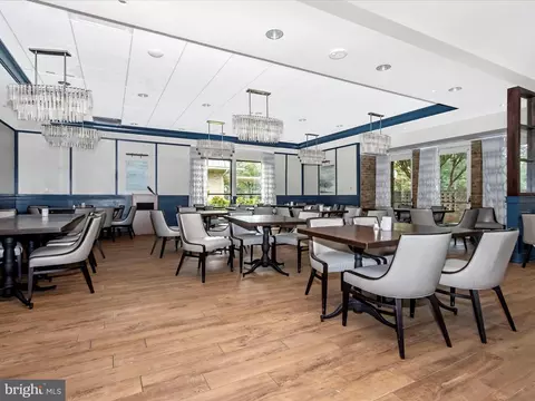 Dining - 15100 Interlachen Dr #4-320, Silver Spring, MD 20906 photo 2 of 3