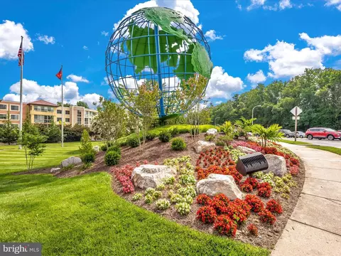 View/Area - 15100 Interlachen Dr #4-320, Silver Spring, MD 20906 photo 1 of 3