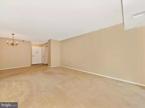 Living - 15100 Interlachen Dr #4-320, Silver Spring, MD 20906 photo 4 of 6