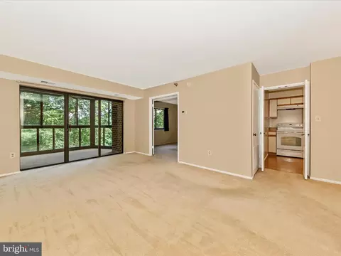 Living - 15100 Interlachen Dr #4-320, Silver Spring, MD 20906 photo 5 of 6