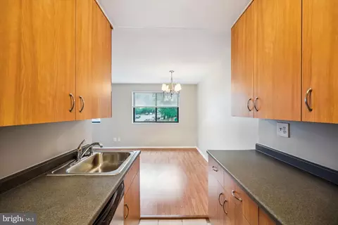 Kitchen - 8601 Manchester Rd #319, Silver Spring, MD 20901 photo 3 of 3