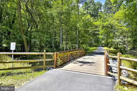 View/Area - 8601 Manchester Rd #319, Silver Spring, MD 20901 photo 2 of 2