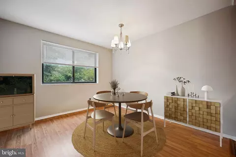 Dining - 8601 Manchester Rd #319, Silver Spring, MD 20901 photo 1 of 1