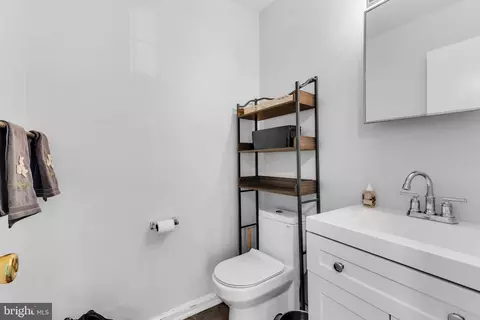 615 Brandon Green Dr, Silver Spring, MD 20904 photo 5