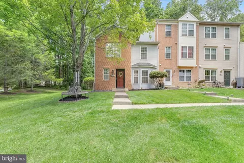 615 Brandon Green Dr, Silver Spring, MD 20904