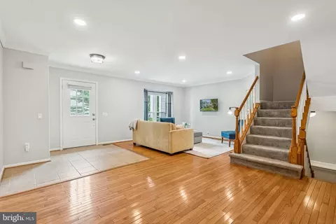 Entry Way - 611 Concerto Ln, Silver Spring, MD 20901 photo 1 of 1