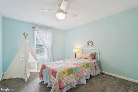 Bedroom - 611 Concerto Ln, Silver Spring, MD 20901 photo 3 of 4