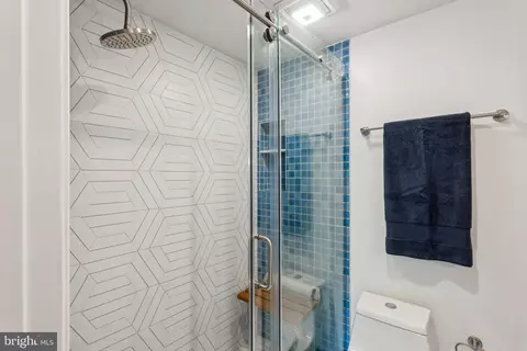 Bath - 611 Concerto Ln, Silver Spring, MD 20901 photo 2 of 4