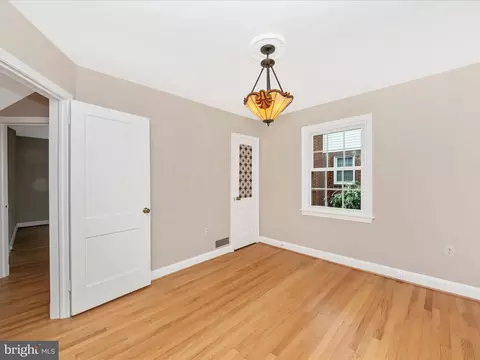 9905 Portland Rd, Silver Spring, MD 20901 photo 25