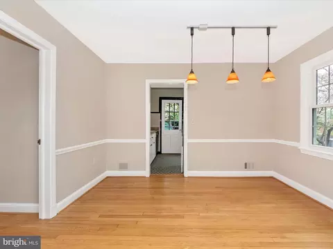 9905 Portland Rd, Silver Spring, MD 20901 photo 8