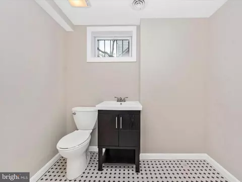 9905 Portland Rd, Silver Spring, MD 20901 photo 38