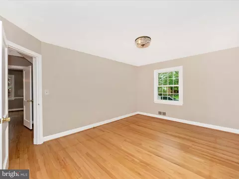 9905 Portland Rd, Silver Spring, MD 20901 photo 20