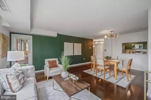 10101 Grosvenor #215, North Bethesda, MD 20852
