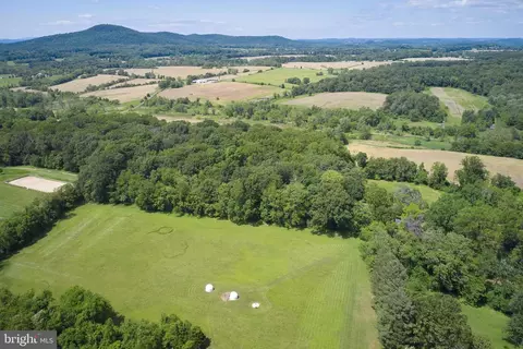 View/Area - 22500 Old Hundred Rd, Barnesville, MD 20838 photo 2 of 5