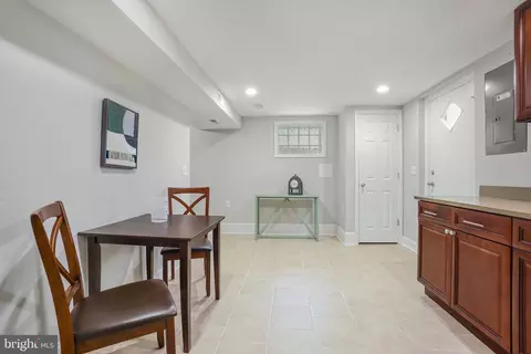 Entry Way - 514 Silver Spring Ave, Silver Spring, MD 20910 photo 9 of 9