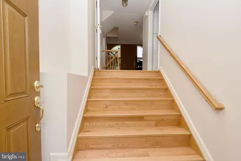 1908 Westchester Dr, Silver Spring, MD 20902 photo 4