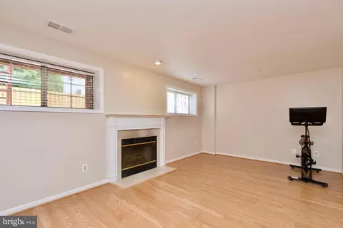 1908 Westchester Dr, Silver Spring, MD 20902 photo 31