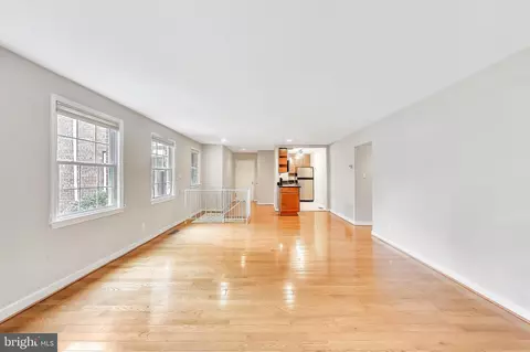 2214 Washington Ave #104, Silver Spring, MD 20910 photo 9