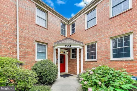 2214 Washington Ave #104, Silver Spring, MD 20910 photo 2